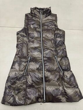 My Anorak Long Maxi Down Puffer Vest Camo - NWOT - size small